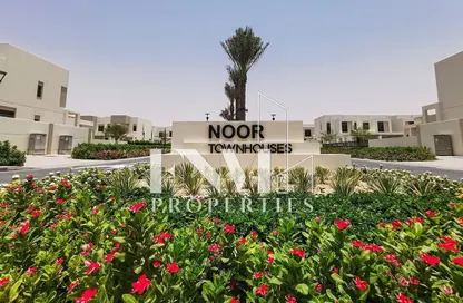 Townhouse - 4 Bedrooms - 5 Bathrooms for sale in Noor Townhouses - Town Square - Dubai