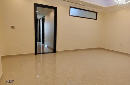 شقة - 3 غرف نوم - 3 حمامات للايجار في 1 الجرف - الجرف - عجمان وسط المدينة - عجمان