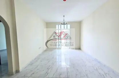 Empty Room image for: Apartment - 1 Bedroom - 2 Bathrooms for rent in Muwaileh Commercial - Sharjah, Image 1