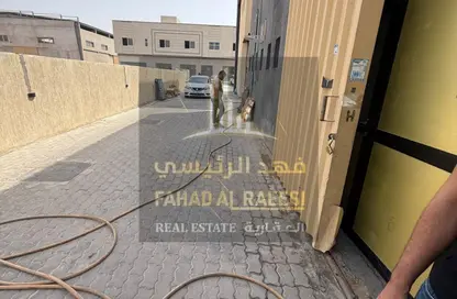 Warehouse - Studio - 1 Bathroom for rent in Umm Al Thuoob - Umm Al Quwain