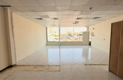 Office Space - Studio - 1 Bathroom for rent in Umm Ramool - Dubai