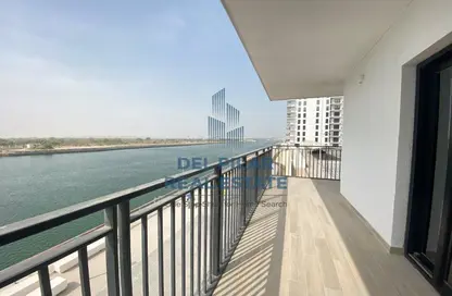 Apartment - 3 Bedrooms - 2 Bathrooms for rent in Waters Edge - Yas Island - Abu Dhabi