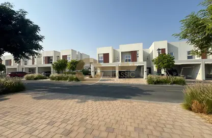 Villa - 3 Bedrooms - 3 Bathrooms for rent in Amaranta - Villanova - Dubai Land - Dubai
