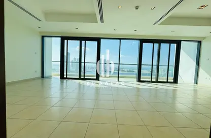 Apartment - 3 Bedrooms - 5 Bathrooms for rent in Al Mamzar - Al Mamzar - Sharjah - Sharjah