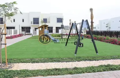 Garden image for: Townhouse - 3 Bedrooms - 3 Bathrooms for rent in Reem Townhouses - Town Square - Dubai, Image 1
