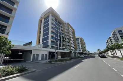 Shop - Studio for rent in AZIZI Riviera - Meydan One - Meydan - Dubai