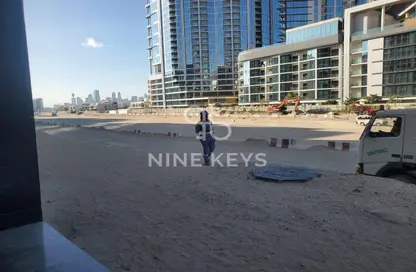 Retail - Studio for rent in AZIZI Riviera 40 - Meydan One - Meydan - Dubai