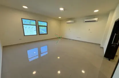 شقة - 3 غرف نوم - 3 حمامات للايجار في بيدا بن عمار - اشارج - العين شقة - 3 غرف نوم - 3 حمامات للايجار في بيدا بن عمار - اشارج - العين