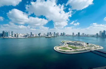 شقة - 4 غرف نوم - 5 حمامات للايجار في البرج الأزرق - المجاز 3 - المجاز - الشارقة