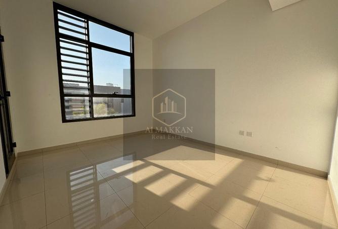 15212501 - Property Image 2