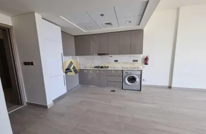 Kitchen image for: Apartment - 2 Bedrooms - 2 Bathrooms for sale in AZIZI Riviera 39 - Meydan One - Meydan - Dubai, Image 1