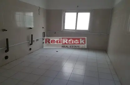 Staff Accommodation - Studio - 7+ Bathrooms for rent in Industrial Area 11 - Sharjah Industrial Area - Sharjah