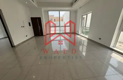 Villa - 4 Bedrooms - 4 Bathrooms for rent in Umm Suqeim 3 - Umm Suqeim - Dubai