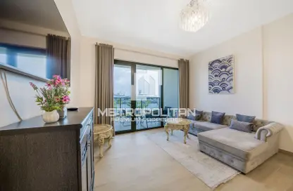 Living Room image for: Apartment - 2 Bedrooms - 2 Bathrooms for rent in La Cote - La Mer - Jumeirah - Dubai, Image 1
