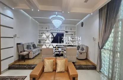 Living Room image for: Villa - 4 Bedrooms - 7 Bathrooms for rent in Hacienda - The Villa - Dubai, Image 1
