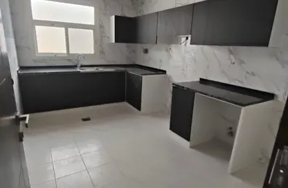Apartment - 2 Bedrooms - 3 Bathrooms for rent in Al Rawda 3 - Al Rawda - Ajman