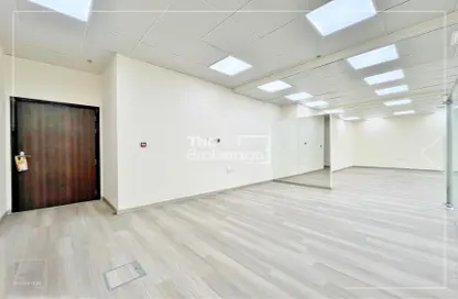 Office Space - Studio for rent in Grosvenor Office Tower - Business Bay - Dubai