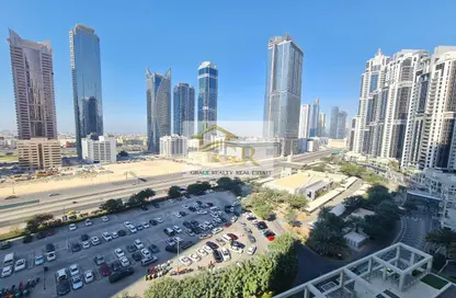 Apartment - 3 Bedrooms - 4 Bathrooms for rent in Executive Tower H - Executive Towers - Business Bay - Dubai