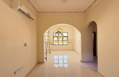 Apartment - 2 Bedrooms - 3 Bathrooms for rent in Al Khrais - Al Jimi - Al Ain Apartment - 2 Bedrooms - 3 Bathrooms for rent in Al Khrais - Al Jimi - Al Ain