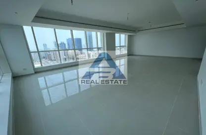 Apartment - 3 Bedrooms - 4 Bathrooms for rent in Hamdan Street - Abu Dhabi