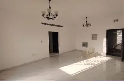 شقة - 2 غرف نوم - 3 حمامات للايجار في فلل الروضة 2 - 2  الروضة - الروضة - عجمان