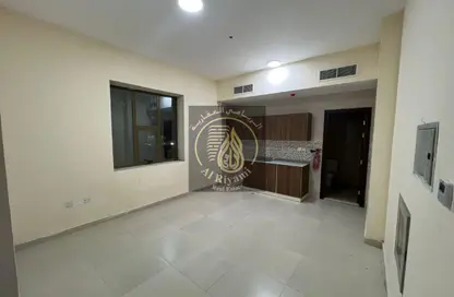 Apartment - Studio - 1 Bathroom for rent in Corniche Tower - Ajman Corniche Road - Ajman