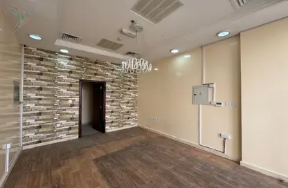 Shop - Studio for rent in Central District - Al Ain