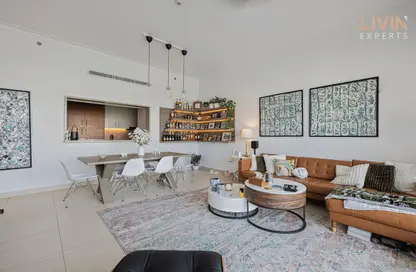 Apartment - 2 Bedrooms - 3 Bathrooms for sale in Vida Residence 3 - Vida Residence - The Hills - Dubai