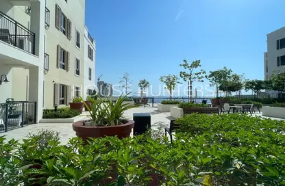 Apartment - 1 Bedroom - 1 Bathroom for rent in La Rive - La Mer - Jumeirah - Dubai