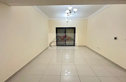 Apartment - 1 Bedroom - 2 Bathrooms for rent in Muwaileh 29 Building - Muwaileh - Sharjah