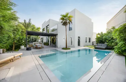 Villa - 5 Bedrooms - 6 Bathrooms for sale in Entertainment Foyer - Islamic Clusters - Jumeirah Islands - Dubai