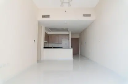 Apartment - 2 Bedrooms - 3 Bathrooms for rent in Central Towers A - Arjan - Dubai