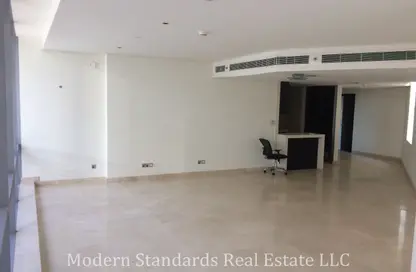 Apartment - 2 Bedrooms - 3 Bathrooms for sale in Sky Gardens - DIFC - Dubai