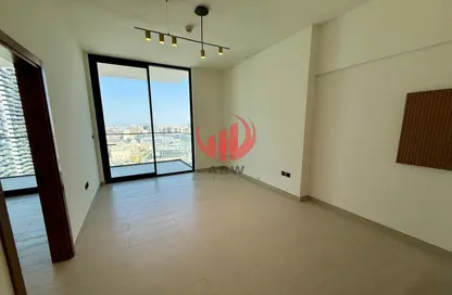 شقة - غرفة نوم - 2 حمامات للايجار في بن غاطي عنبر - قرية الجميرا سركل - دبي