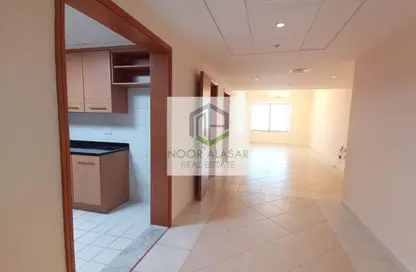 Apartment - 2 Bedrooms - 2 Bathrooms for rent in 21st Century Tower - Sheikh Zayed Road - Dubai