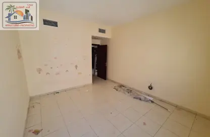 Apartment - 1 Bedroom - 1 Bathroom for rent in Muwailih Building - Muwaileh - Sharjah