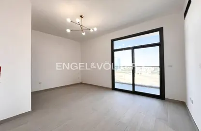 Empty Room image for: Apartment - 1 Bathroom for rent in Laya Heights - Dubai Studio City - Dubai, Image 1