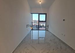 دوبلكس - 2 غرف نوم - 3 حمامات للكراء في الواحة 1 - مساكن الواحه - مدينة مصدر - أبوظبي