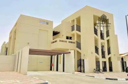 Outdoor Building image for: Apartment - 2 Bedrooms - 3 Bathrooms for rent in Al Dafeinah - Asharej - Al Ain, Image 1