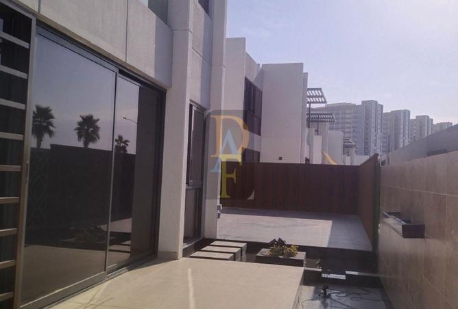 15817215 - الصورة الرئيسية للعقار