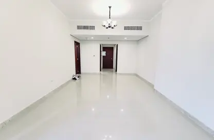 شقة - غرفة نوم - 2 حمامات للايجار في شارع 20 ​ - النهدة - الشارقة