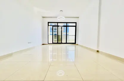 Apartment - 2 Bedrooms - 3 Bathrooms for rent in Jumeirah Garden City - Al Satwa - Dubai