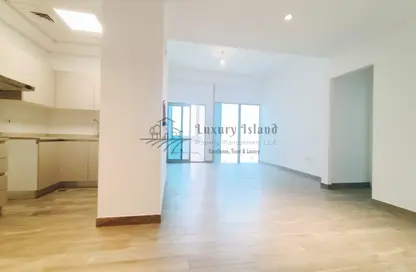Empty Room image for: Apartment - 1 Bedroom - 2 Bathrooms for rent in Al Bateen - Abu Dhabi, Image 1