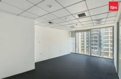 Office Space - Studio - 2 Bathrooms for rent in The Binary Tower - Business Bay - Dubai