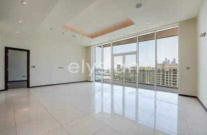 Apartment - 3 Bedrooms - 3 Bathrooms for rent in Al Das - Shoreline Apartments - Palm Jumeirah - Dubai