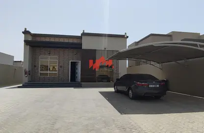 فيلا - 2 غرف نوم - 3 حمامات للايجار في الجزيرة الحمراء - قرية الحمرا - رأس الخيمة