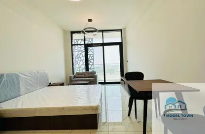 Apartment - Studio - 1 Bathroom for rent in The Gate - Masdar City - Abu Dhabi