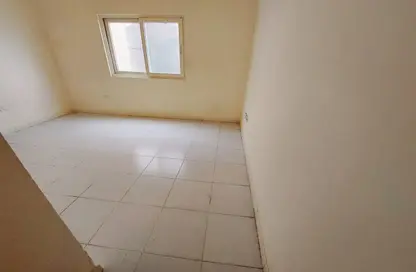 Apartment - 1 Bathroom for rent in Fire Station Road - Muwaileh - Sharjah