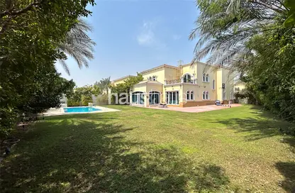 Villa - 4 Bedrooms - 5 Bathrooms for sale in Legacy - Jumeirah Park - Dubai
