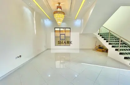 Apartment - 5 Bedrooms - 7 Bathrooms for sale in Al Yasmeen 1 - Al Yasmeen - Ajman